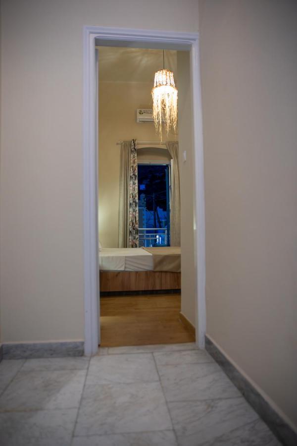Artemis Suite Agia Marina  Exterior foto